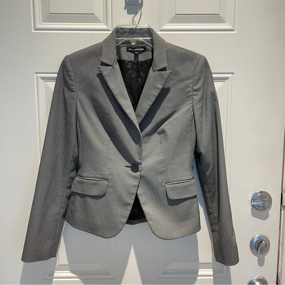Express Black Gray Dot Patterned Single Button Blazer Suit Jacket Size 0 ( XS )